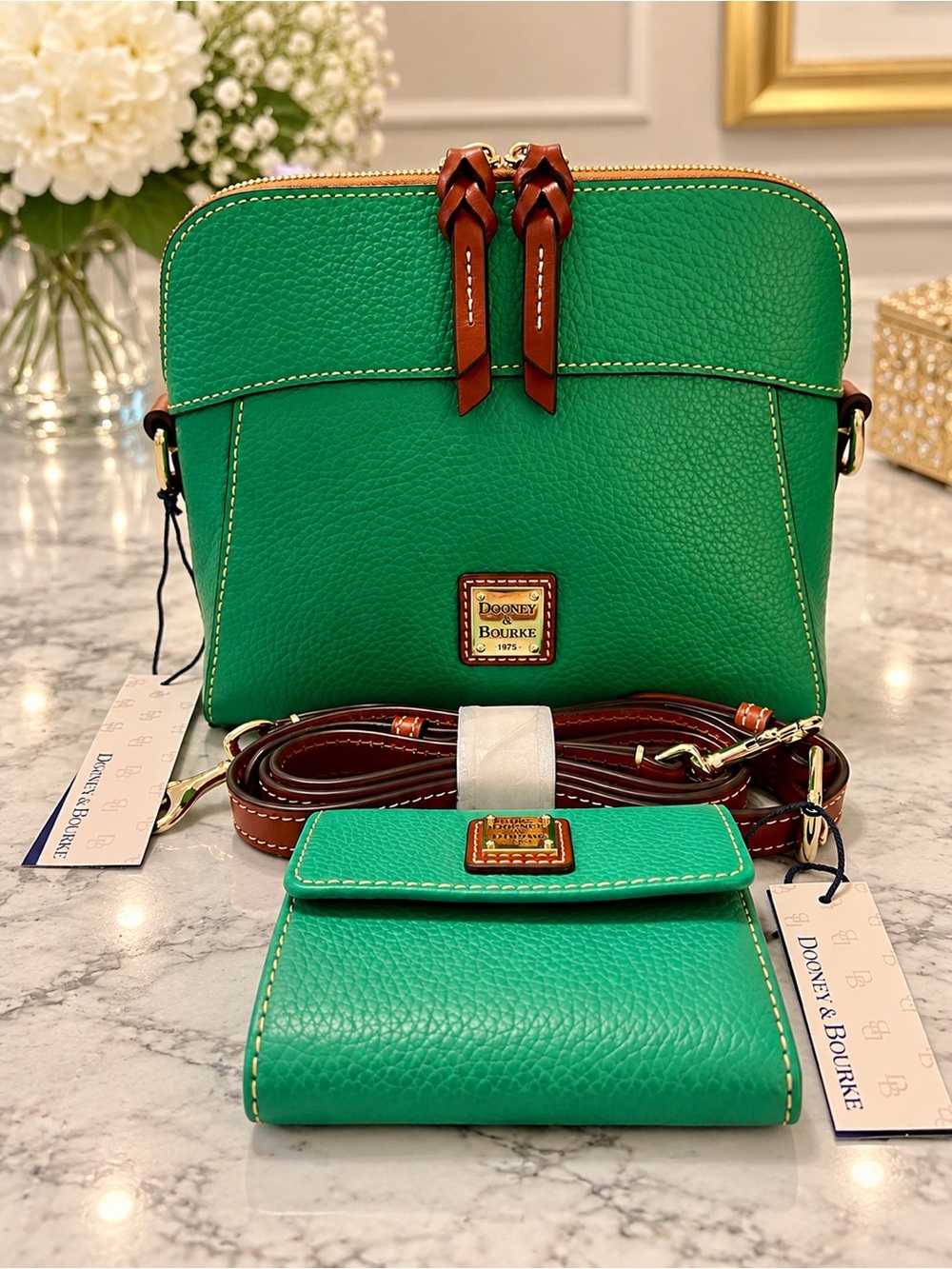 NWTs, Dooney & Bourke SPEARMINT Pebbled Leather Cameron X-Body & Matching Wallet - Picture 2 of 9